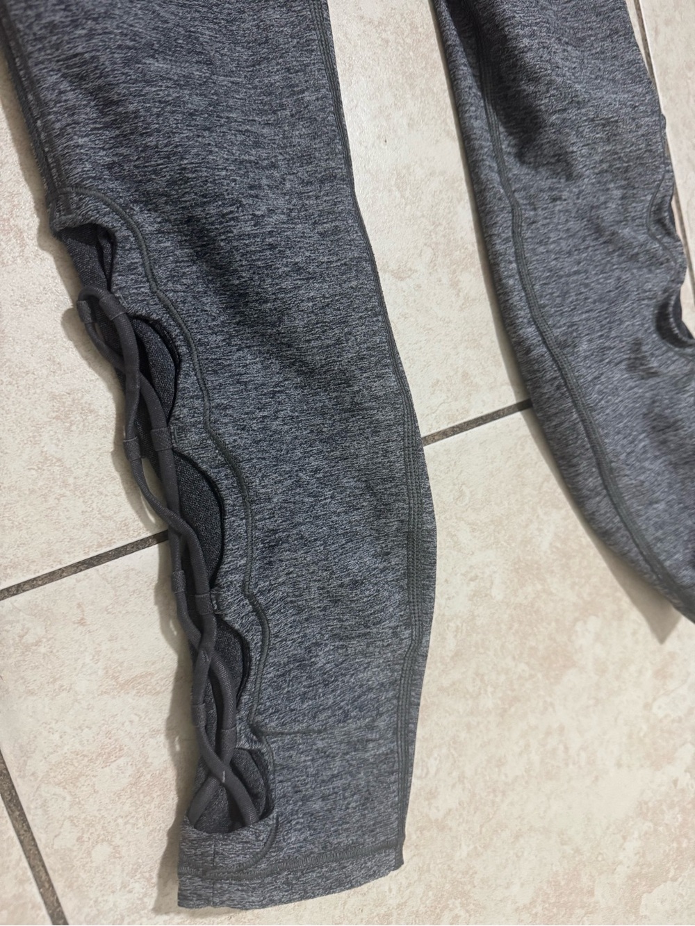 lululemon athletica Heather Gray High-Rise Leggings - Picture 4 of 5